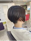 刈り上げショート大人女性×くすみカラー×前下がり×上大岡駅