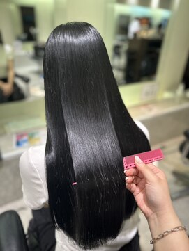 リー 尼崎(Lee) 髪質改善艶カラー 艶髪オージュアトリートメント レイヤーカット