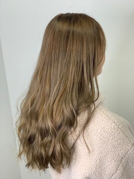 ミリ 千歳烏山(Mili CARE&SPA) ハイトーンロングヘア