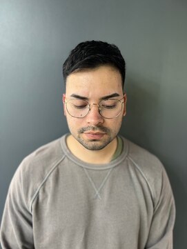 ダンヒルバーバー(dunhill BARBER) フェードカット<理容室>[メンズ/シェービング/床屋/銀座]