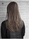 白髪ぼかしハイライト×レイヤーカット