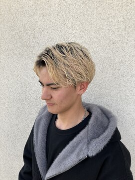 ゴットラトゥール(GOTTO LATOUR) ハイトーンカラー/ブリーチカラー/ダブルカラー/ベージュ/岡崎市