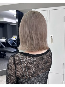 レブ 難波店(REV.) 髪質改善/ブリーチ/ダブルカラー/韓国/インナーカラー/難波