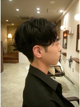 ルックアット(Look at) 【Look at】MEN'S HAIR刈り上げセンターパートサーフカール