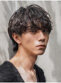 難波シャドウパーマツイストスパイラルパーマツーブロックウルフ