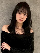 キャパ セントラル 天神 大名店(CAPA central) レイヤーカット 顔周りカット 黒髪 アッシュカラー 艶髪