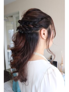 ヘアアンドスパ ナチュラ(Natura) ハーフアップ
