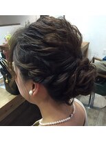 ヘアーサロン カシータ(Hair Salon CASITA)&nbsp;波巻きシニヨン