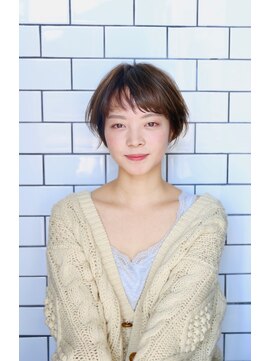 スリー スタンド(THREE STAND) 「THREE」青戸智史　アンニュイ　小顔　ショートボブ