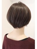 30代40代の女性に人気シルエットの綺麗なショートボブ 川口