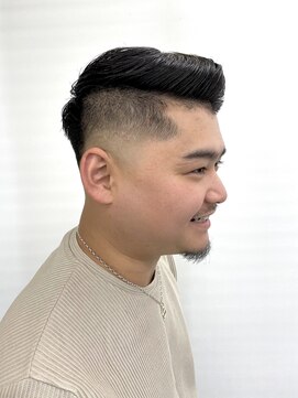 アウラ 高岡店(AULA) スキンフェード