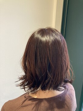 キー(KEY) ミディアムボブ