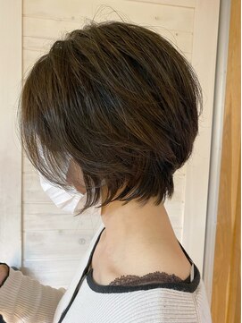 オーシャン(Ocean) [OCEAN Hair&Life藤原純] くびれ丸みショート×グレージュ☆