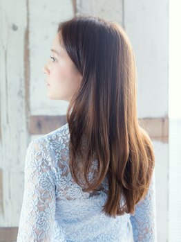 天使の輪が復活!?修復力120%と話題のトリートメントで感動の修復力&手触りでうるツヤ美髪がクセになる☆