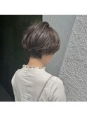 グレージュ×ショート