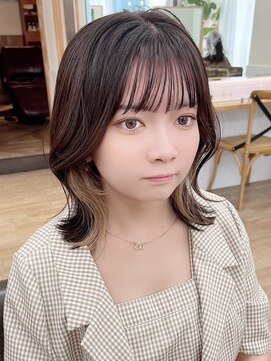 ネオリーブ クーロ(Neolive curro) インナーカラーイヤリングカラー×美髪ボブ[横浜/東神奈川]