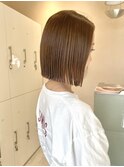 ぱつっとボブ