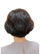 黄ぐまくん美容室 ショート レイヤー ボブ