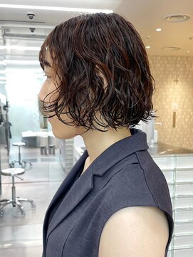 アイティーバイアルバム 松戸店(IT by ALBUM) ボブパーマ_フルバングレッドブラウンハッシュカット_ba480022