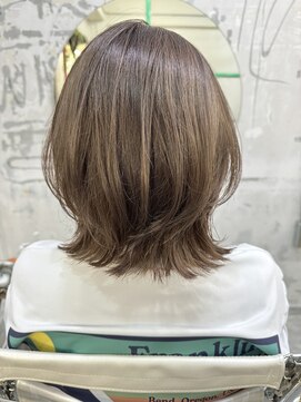 サル(saru) #ラベンダーベージュ × #ボブレイヤー