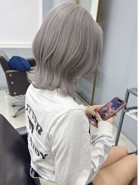 オズ 安積店(OZ) 郡山くびれショートボブハイトーンボブミルクティーベージュ30代