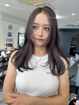 キング(K!ng) ハイライトカラーミルクティーベージュレイヤーカット