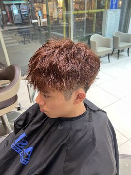 アロット 溝の口店(a.lot) ブリーチカラーからの【縦落ちツイストスパイラル】