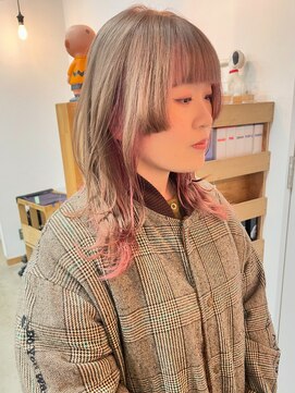 キューズ クラブ(cuz KLUB) ウルフブリーチベージュインナーカラー