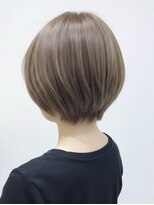 レウナ 外苑前(Reuna)&nbsp;30代40代大人可愛いショートボブ　大人ショート　ひし形ショート