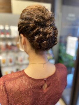ミックスカール(Mixcurl) 結婚式・二次会編み込みアップスタイル！