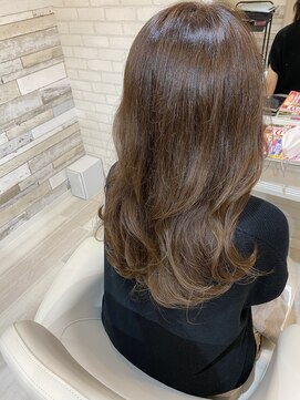 マーリャヘアー(mallia hair) ロングレイヤースタイル