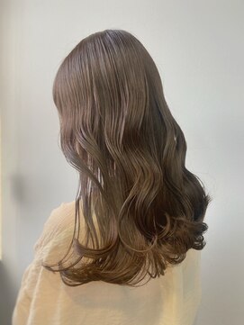 ナンバー アリア 三軒茶屋(N° aria) 《三軒茶屋 N°aria》艶髪カラー大人可愛い＊オリーブベージュ