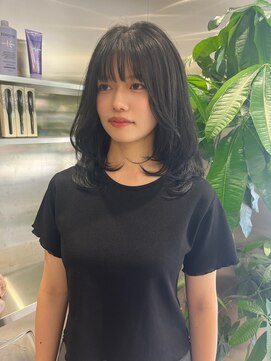 ゼスト 八王子店(ZEST) レイヤーカット/ブルーブラックカラー