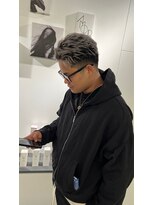 キング 高槻(K!ng) 縮毛矯正髪質改善ハイライトレイヤーカット高槻美容室エクステ