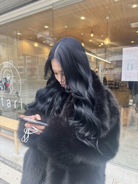 ウタリ(utari) 色落ちまで可愛いネイビー【難波 桜川/ケアブリーチ】