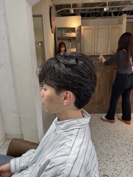 サンバイセライロ 千葉(SAN. by celilo) 毛流れセンターパート◎