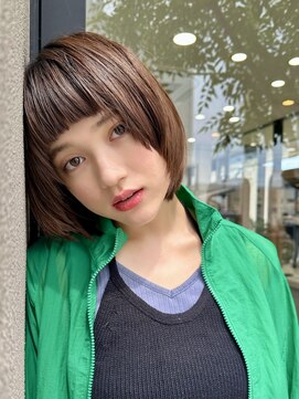 アルダー(ALDER) オン眉　ミディアムヘア