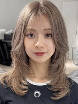 ヨロ 渋谷(YOLO) 韓国ヘアーハッシュカットレイヤーカットハイライトカラー