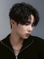 ルーシー 川越(LUCEY)&nbsp;センターパートフェザーパーマシャドウパーマメンズパーマ