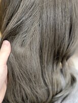 ロックス バイ マグ 松本(rocks BY MAG)&nbsp;10代20代イエベブリーチ無しワンカラー透明感オリーブグレージュ