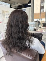 ハナビ(hanabi)&nbsp;40代/髪質改善パーマ/髪質改善白髪染め/スパイラルウェーブ/