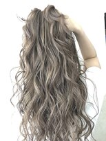 ラビス クローバー(Lovis clover) 透明感アッシュベージュ