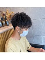 メロウバイケンジ(mellow by KENJE) 【前下がりマッシュ×スパイラルパーマ 】