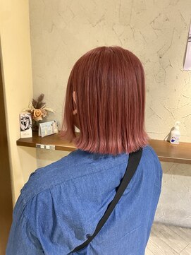 リー ヴィータ 上新庄(Lee Vita) 切りっぱなしボブ×Wカラー×ホワイトピンク×韓国ヘア