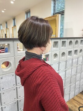 ヘアデザイン ノア(Noa) やわらかハイライト