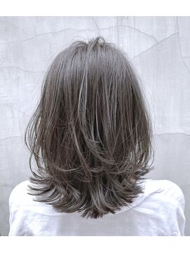 モアナバイヘッドライト 沖縄八重瀬店(Moana by HEADLIGHT) Moana【八重瀬】#ミディアムレイヤー#くびれミディアム#アッシュ