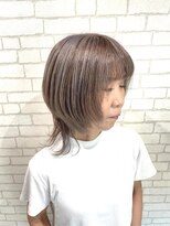 ミューバイケンジ(miu by KENJE)&nbsp;miu&伊藤夏海 白髪を活かすハイライト◎