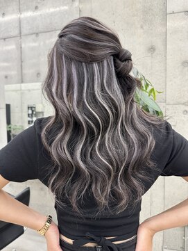 リノート バイ エゴル 名古屋(LINOET by ENGOL) 【LINOET名古屋】中川来紀　可愛いシルバーのハイライト