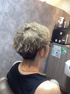 ボルト(BOLT) Wカラー＆パーマ