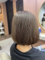 アオ 花咲町(a-o)&nbsp;シルエットが綺麗なボブ♪